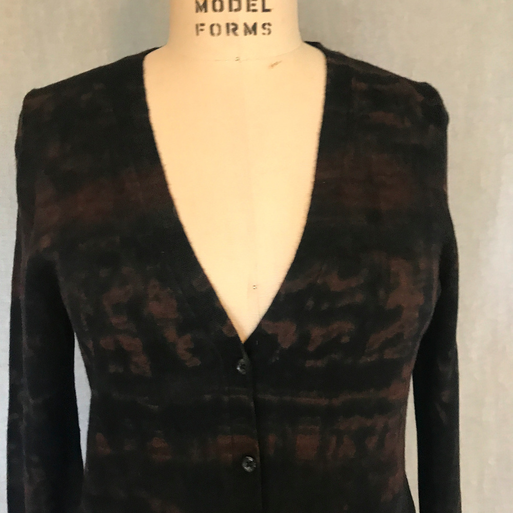Lord and Taylor Cardigan - Picture 2 of 6